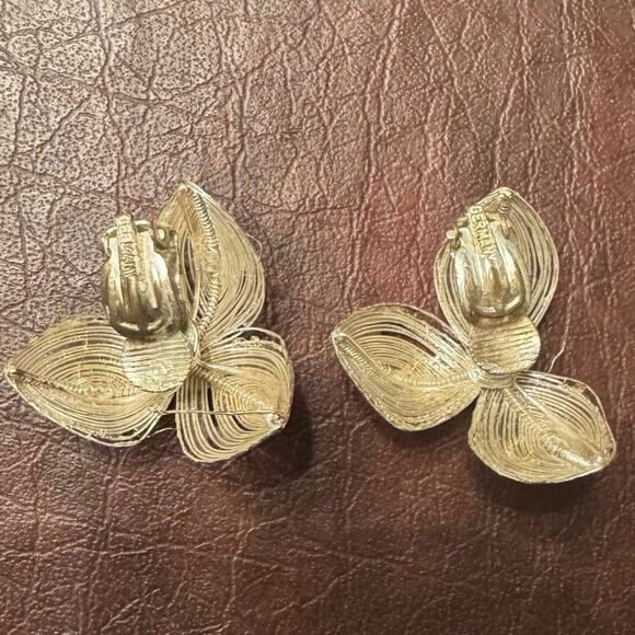 VTG Gold Tone Filigree Flower Clip On Earrings Marked Germany 1950s MCM Retro - Picture 4 of 8